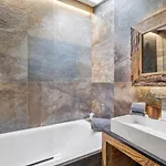 Exquisite Duplex With Views By Mrs Miggins Appartamento